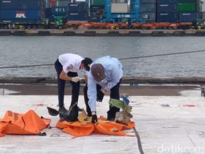 Robot Bawah Laut BPPT Petakan 34 Titik Puing Pesawat Sriwijaya Air Robot Bawah Laut BPPT Petakan 34 Titik Puing Pesawat Sriwijaya Air