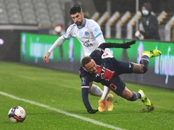 Neymar Vs Alvaro Gonzalez Jilid II: Duel Keras Berujung Twitwar