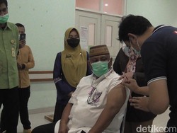 Gubernur Gorontalo Siap Divaksin Besok: Halal, Jangan Percaya Hoax!