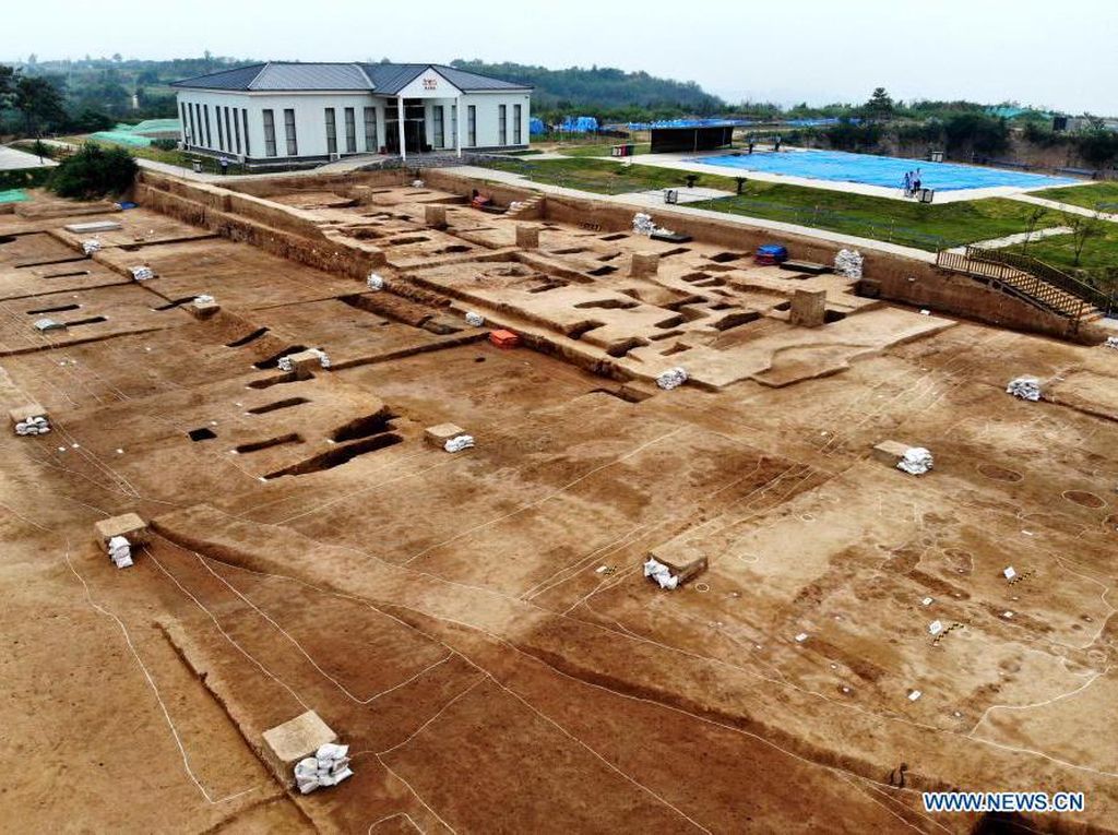 Istana Kuno Ditemukan di China, Usianya 5.300 Tahun Istana Kuno Ditemukan di China, Usianya 5.300 Tahun