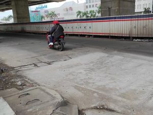 Jalan Dekat Metropolitan Mall Diperbaiki, Warga Harap Tak Ada Lagi Kecelakaan