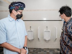 Menparekraf Sandiaga Serius Benahi Toilet, Gandeng ATI