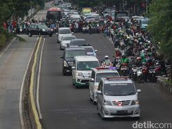 Jenazah Syekh Ali Jaber Tiba di Rumah Duka Jenazah Syekh Ali Jaber Tiba di Rumah Duka