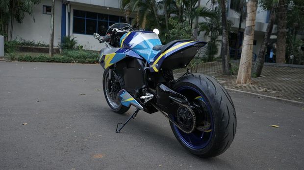 Motor listrik BL-SEV01 genre sport cafe racer rancangan Universitas Budi Luhur diperkenalkan pada Kamis (14/1).