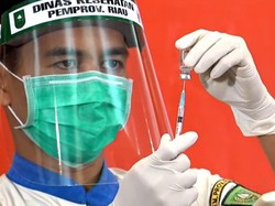 Tensi Tinggi, Plh Sekda-Kapolda Riau Batal Disuntik Pertama Vaksin Corona