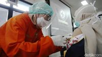 Puskesmas Cilandak Mulai Lakukan Vaksinasi Corona