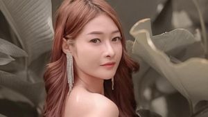 7 Potret Riona Celine, Fotonya Pernah Diedit Telanjang Pria Hidung Belang