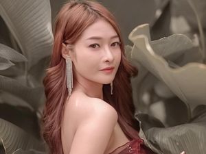 7 Potret Riona Celine, Fotonya Pernah Diedit Telanjang Pria Hidung Belang 7 Potret Riona Celine, Fotonya Pernah Diedit Telanjang Pria Hidung Belang