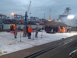 Temuan Terbaru Pencarian Sriwijaya Air: 16 Kantong Bagian Tubuh hingga Jurnal