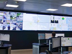 Lewat Layar Besar, Setiap Gerakan Turis di Venesia Akan Terpantau