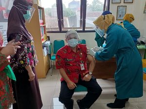 Daerahnya Prioritas, Bupati Semarang Tak Ikut Kloter Awal Vaksin Corona