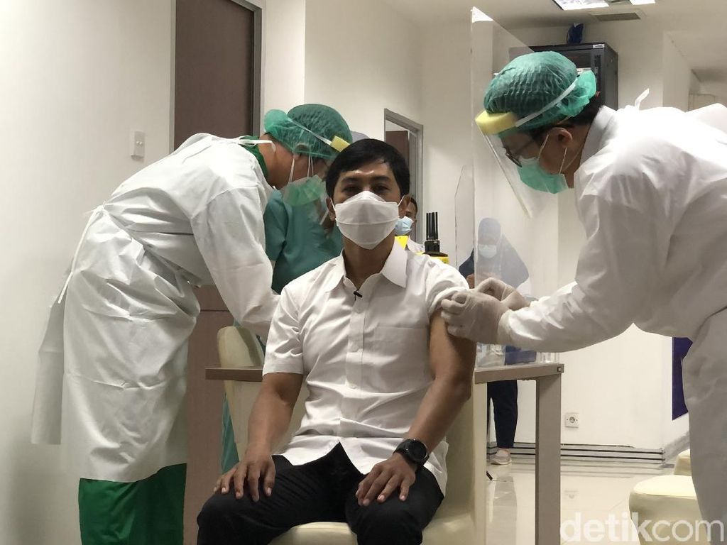 Wamenkes Laporkan 2 Kasus Pertama Mutasi Corona B117 di Indonesia