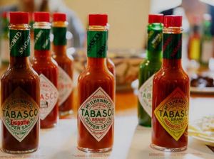 5 Saus Ini Beralih Fungsi Jadi Senjata Untuk Menyerang