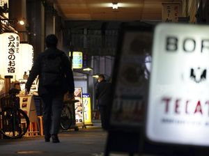 Corona Melonjak, Jepang Perpanjang Masa Darurat hingga Akhir Mei Corona Melonjak, Jepang Perpanjang Masa Darurat hingga Akhir Mei