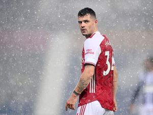 Rumor Transfer: Roma Coba Gaet Xhaka dari Arsenal