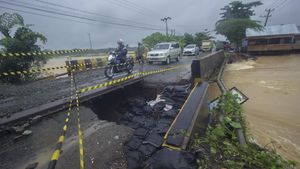 Tolong! Jalan Nasional di Kalimantan Selatan Putus