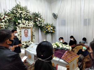 Keluarga Gelar Acara Adat Pemakaman Walkot Siantar Terpilih Asner Silalahi