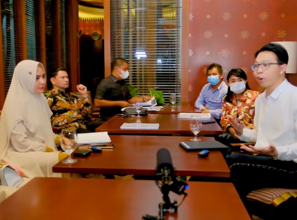 dr Richard Ingin Damai dengan Kartika Putri Asalkan...