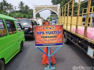 Enggan Dirapid Antigen, Puluhan Kendaraan Menuju Cianjur Diputar Balik