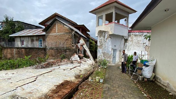 Rutan Kelas II B Mamuju, Sulawesi Barat rusak usai gempa berkekuatan magnitudo 6,2 mengguncang Jumat (15/1) dini hari tadi. Foto Ditjen Pemasyarakatan Kemenkumham