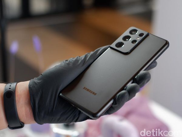 Ini Galaxy S21 Ultra yang Harganya Rp 19 Juta