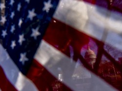 JD Vance Tersenyum Saat Resmi Ditunjuk Jadi Cawapres Trump