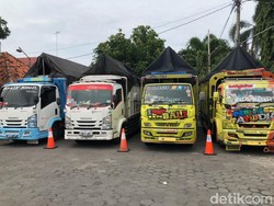 Empat Truk Diamankan Gegara Oleng di Jalanan Probolinggo