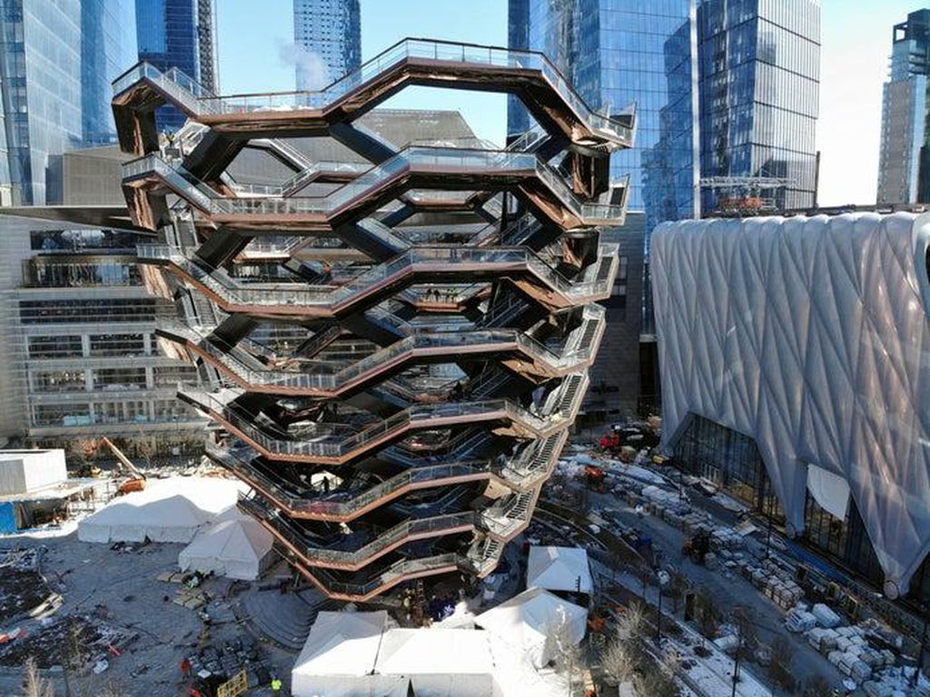 Ada yang Bunuh Diri Lagi, Landmark Kenamaan New York Ditutup Sementara Ada yang Bunuh Diri Lagi, Landmark Kenamaan New York Ditutup Sementara