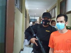 Vokalis Band Kapten Ditangkap Polisi Gegara Gunakan Sabu