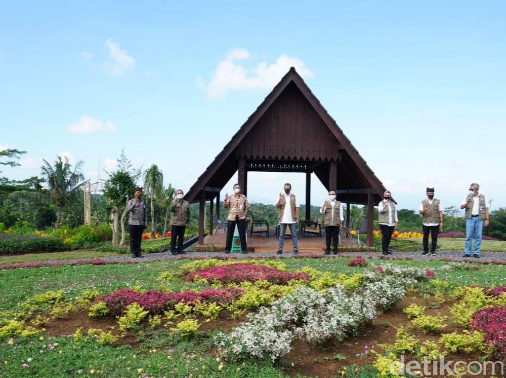 Kementerian PUPR Turun Tangan Kembangkan Agrowisata Tamansuruh Kementerian PUPR Turun Tangan Kembangkan Agrowisata Tamansuruh