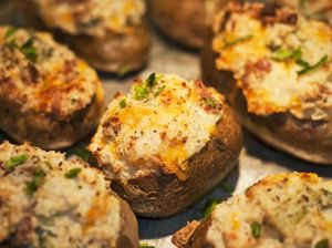 Tips Membuat Baked Potato Empuk yang Kini Jadi Jajanan Viral Tips Membuat Baked Potato Empuk yang Kini Jadi Jajanan Viral