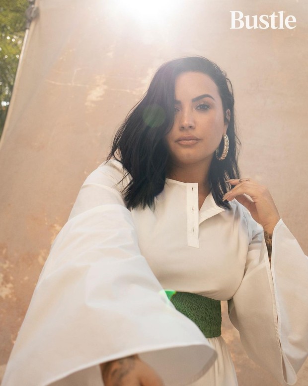 Demi Lovato Akan Merilis Docuseries Berjudul Dancing With The Devil Di Youtube