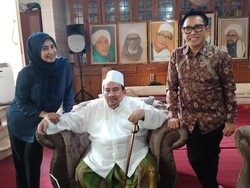 Eko Patrio Ungkap Kesedihan Mendalam atas Meninggalnya Habib Ali bin Assegaf