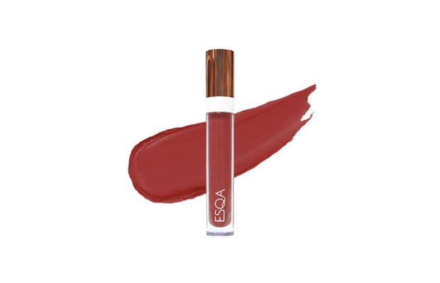 Esqa Matte Lip Liquid/esqacosmetics.com Produk ini tahan lama dan memiliki pigmentasi yang tinggi.