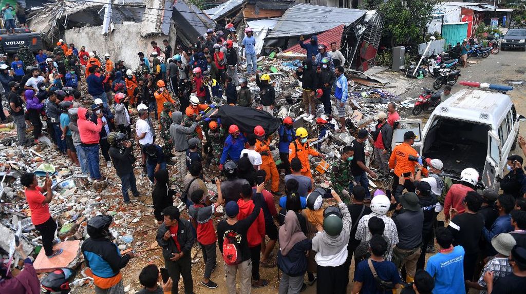 Korban Meninggal Dunia Gempa Majane-Mamuju Mencapai 46 Orang