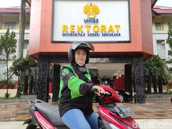 Kisah Mahasiswi Unnes Nyambi Ojol, Bantu Orang Tua-Ingin Lanjut S2