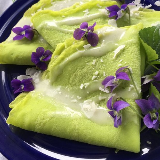 Pinterest.com/kimberlynguyen Walaupun crepes berasal dari benua Eropa, cobalah resep crepes dengan rasa khas Nusantara.