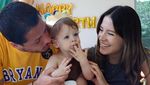 Potret Sarah Kohan, Istri Chicharito yang Suka Pamer Keseksian