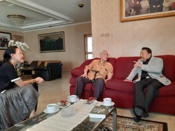 Hendropriyono Kenang Letjen Sayidiman sebagai Prajurit Jujur dan Cerdas