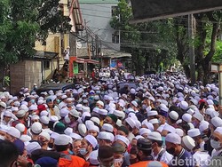 Reaksi Satgas-Wagub DKI soal Kerumunan Pemakaman Habib Ali
