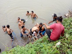 Pelajar SMP Tewas Tenggelam Saat Mancing di Tengah Sungai Sadar Mojokerto