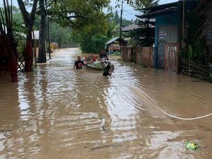 Tanah Longsor dan Banjir Terjang Manado, 5 Orang Meninggal-500 Mengungsi