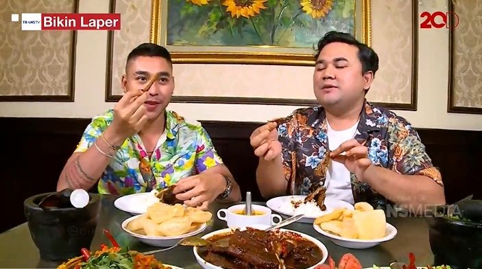 Bikin Laper: bistik sapi dan ayam kemangi