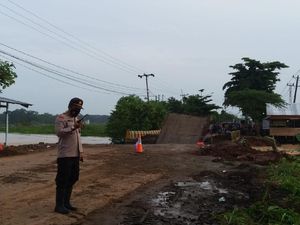 Jembatan di Banjar Roboh, Jalur Trans Kalimantan Banjarmasin-Martapura Putus