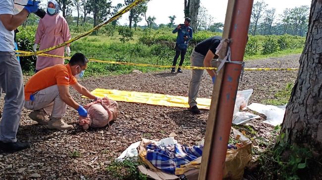 Geger Mayat Bocah Perempuan Terbungkus Karung di Subang Geger Mayat Bocah Perempuan Terbungkus Karung di Subang