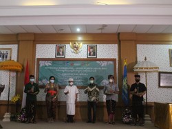 Jangan Sampai Teknologi Gerus Budaya Lokal