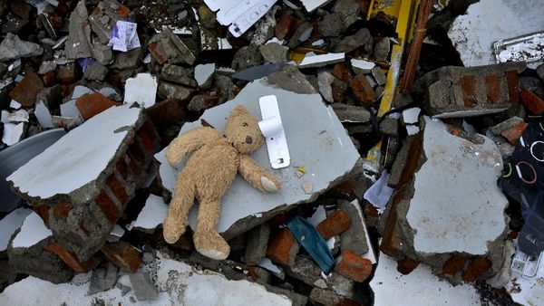 Yang Tersisa Setelah Gempa Mengguncang Mamuju