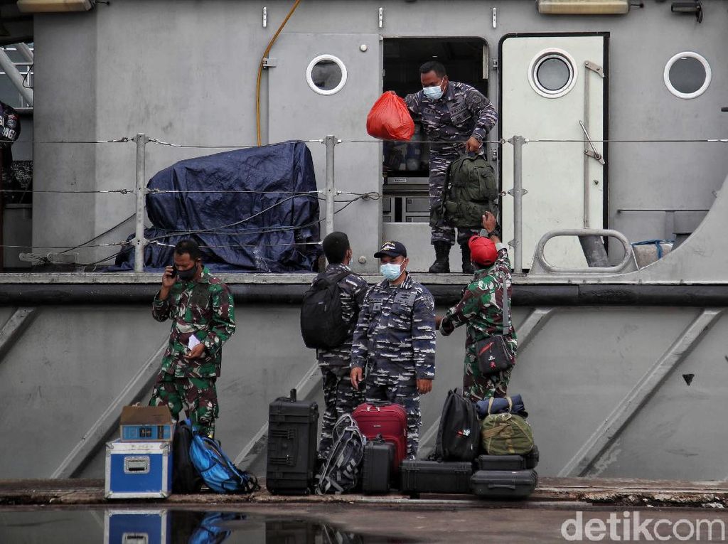 Operasi SAR SJ182 Ditutup, TNI AL Tetap Lakukan Pencarian Korban
