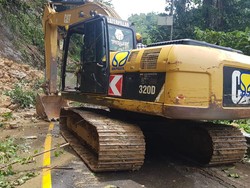 Bantu Evakuasi Gempa di Sulbar, Brantas Abipraya Kerahkan Alat Berat