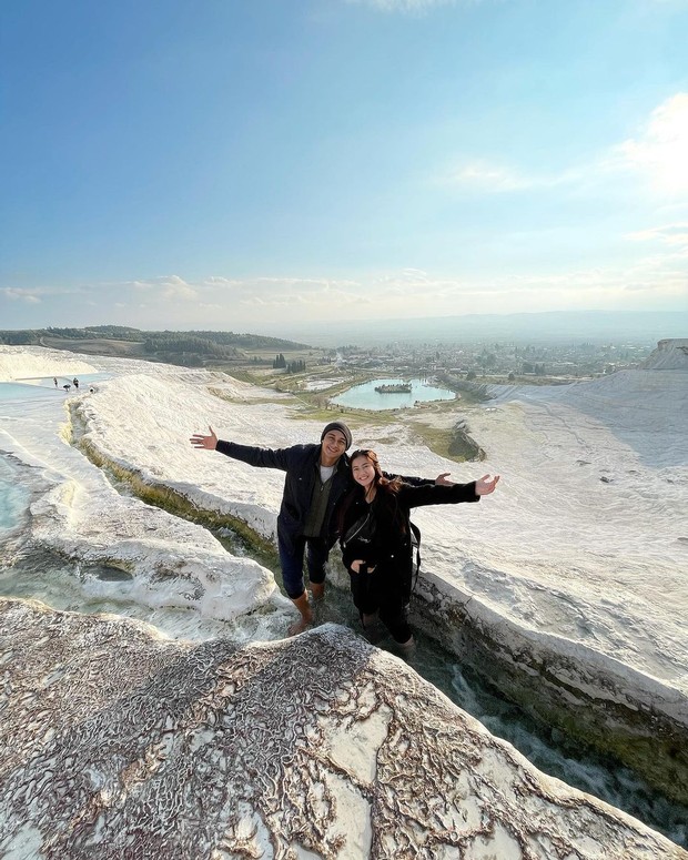 Honemoon Hito dan Feli/Instagram.com/felicyaangelista Honemoon Hito dan Feli